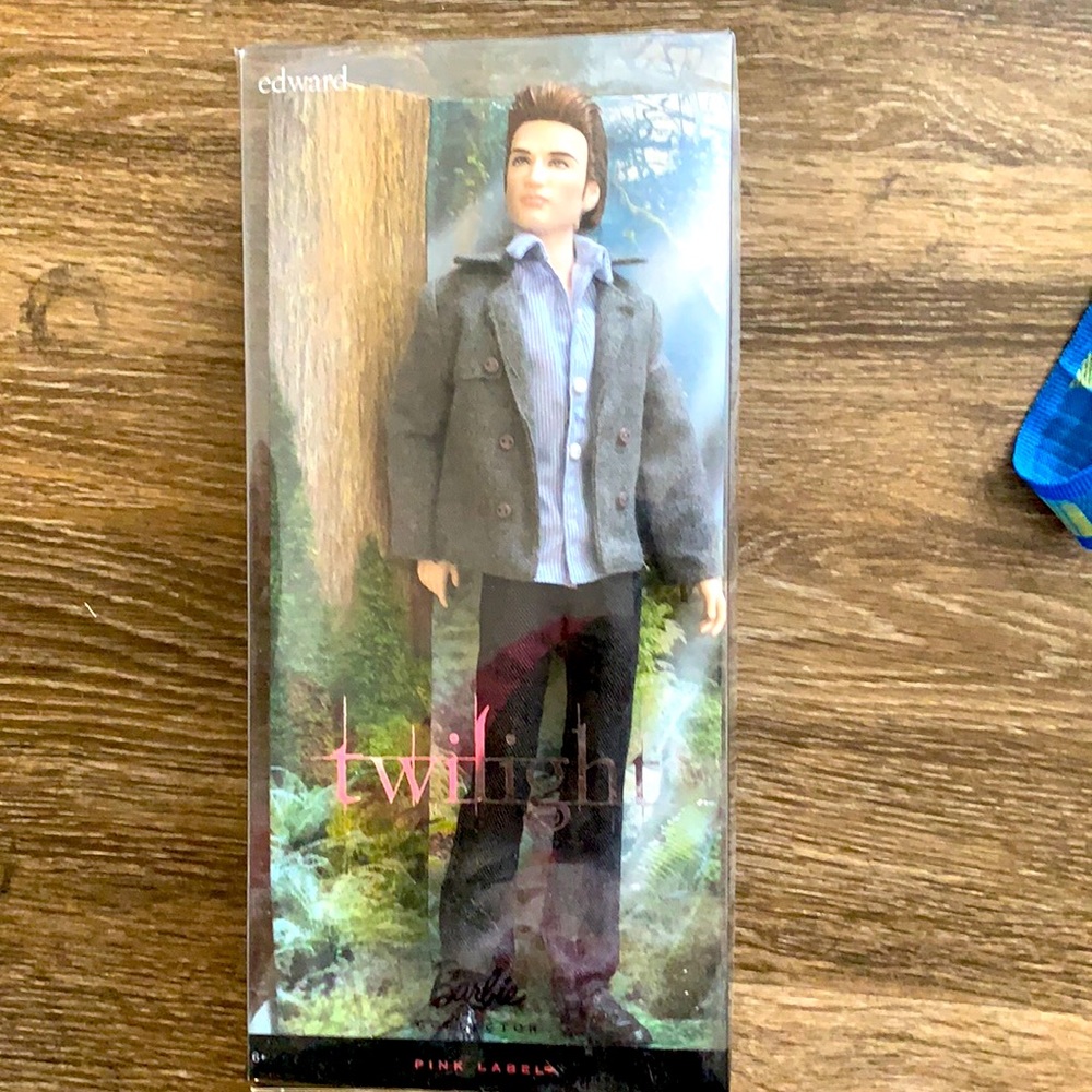 Twilight Barbie collection pink label Edward